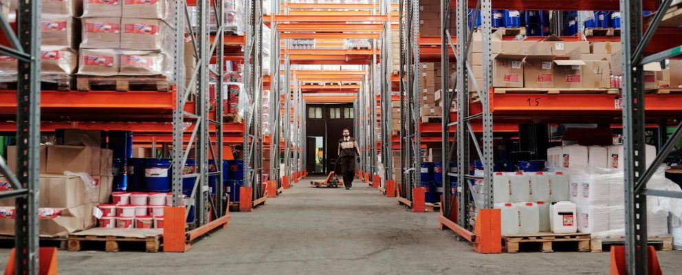 benefits-of-warehouse-distribution-services-blog-cover